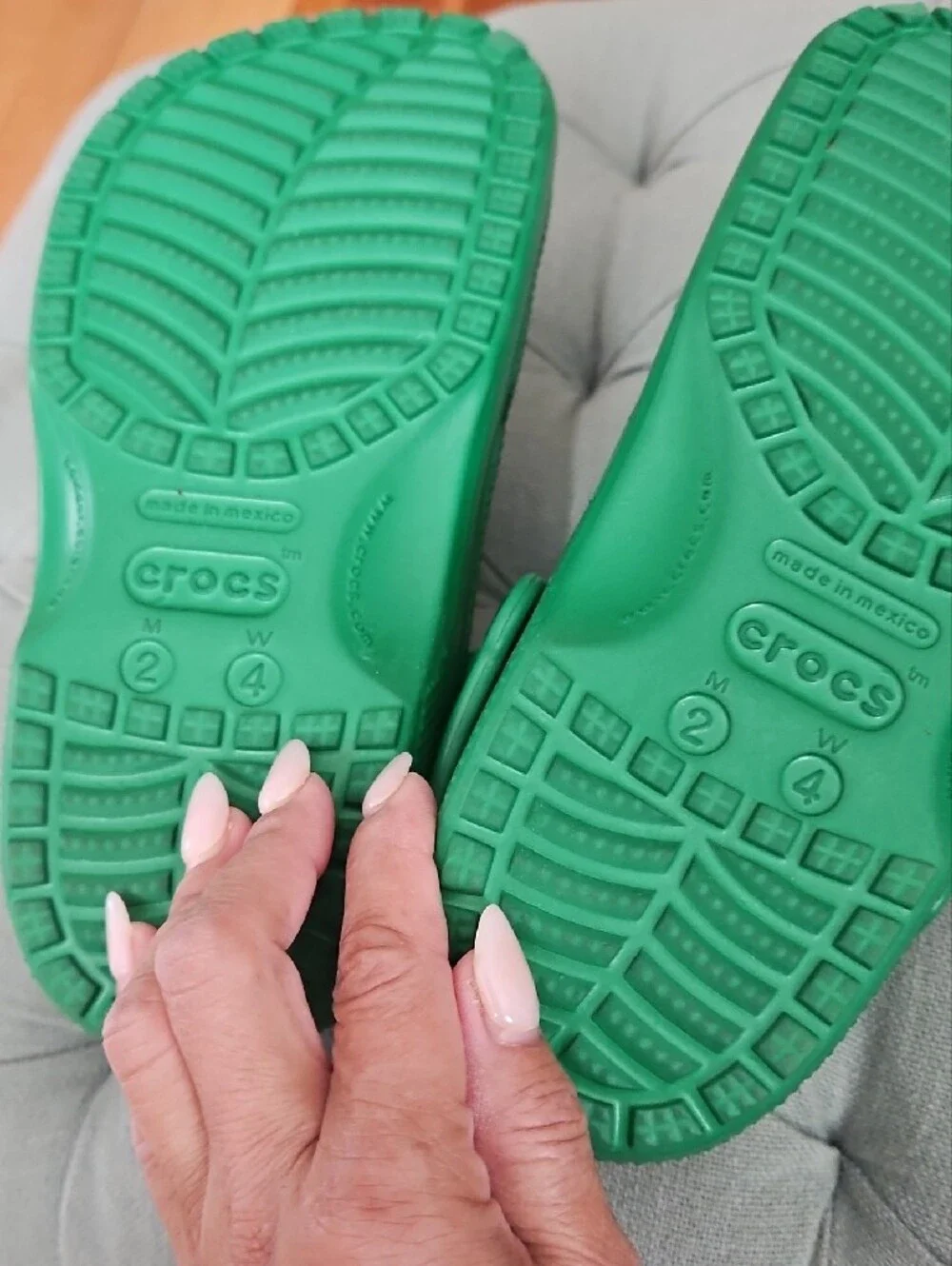 CROCS Kids Green Classic Clogs with Heel Strap